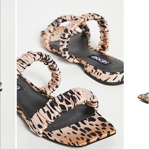 Senso Harley II Leopard Satin Slides sz 8